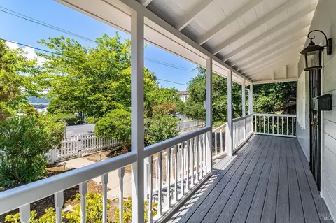 Exterior - 445 E H St, Benicia, CA 94510 photo 5 of 11
