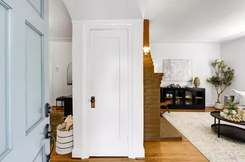 Entry Way - 445 E H St, Benicia, CA 94510 photo 1 of 3