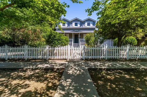 445 E H St, Benicia, CA 94510