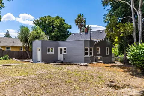Exterior - 445 E H St, Benicia, CA 94510 photo 7 of 11