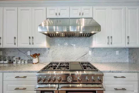 Kitchen - 98 Harrison Ave, Sausalito, CA 94965 photo 4 of 5
