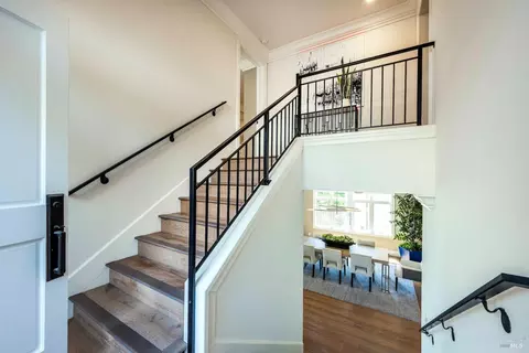 Entry Way - 98 Harrison Ave, Sausalito, CA 94965 photo 2 of 3