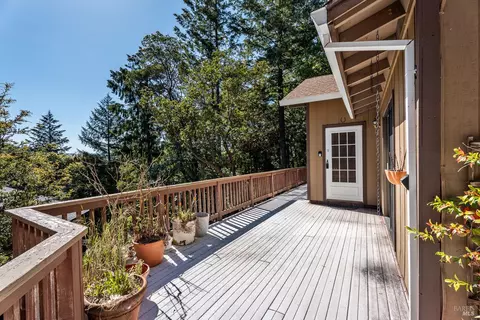 Exterior - 1615 Buckeye Rd, Willits, CA 95490 photo 2 of 4