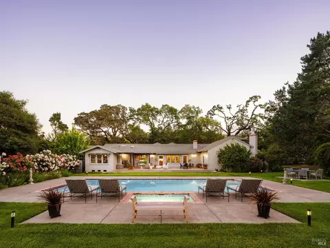 2288 Vineyard Rd, Novato, CA 94947