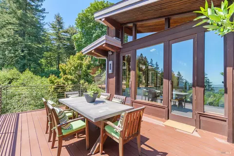 Exterior - 655 Edgewood Ave, Mill Valley, CA 94941 photo 2 of 16