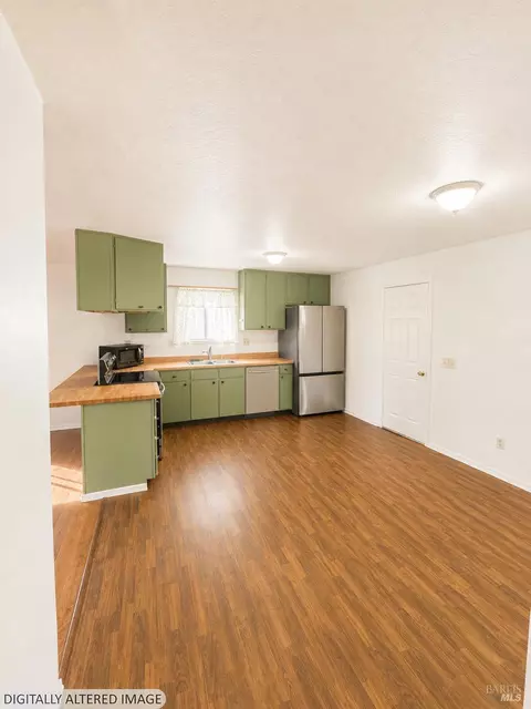 24066 Tulip Dr, Willits, CA 95490 photo 4