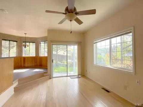27009 Hawk Ct, Willits, CA 95490 photo 6