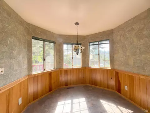 27009 Hawk Ct, Willits, CA 95490 photo 5