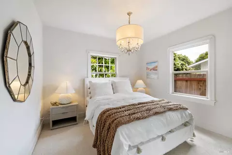 Bedroom - 230 Pine Ave, Sonoma, CA 95476 photo 3 of 3