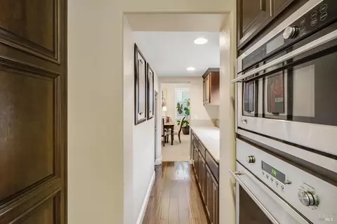 Entry Way - 612 Via De Bella, Fairfield, CA 94534 photo 14 of 24