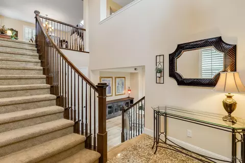 Entry Way - 612 Via De Bella, Fairfield, CA 94534 photo 4 of 24