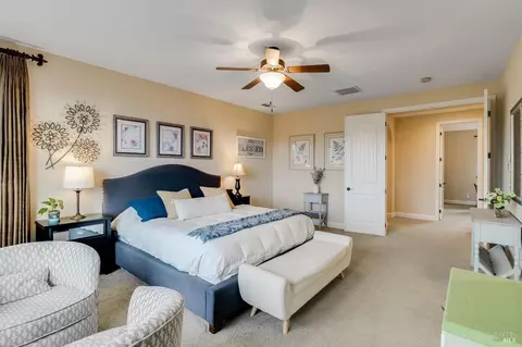 Bedroom - 612 Via De Bella, Fairfield, CA 94534 photo 4 of 6