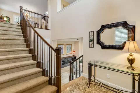 Entry Way - 612 Via De Bella, Fairfield, CA 94534 photo 5 of 22
