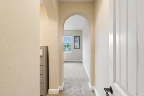 Entry Way - 612 Via De Bella, Fairfield, CA 94534 photo 17 of 24