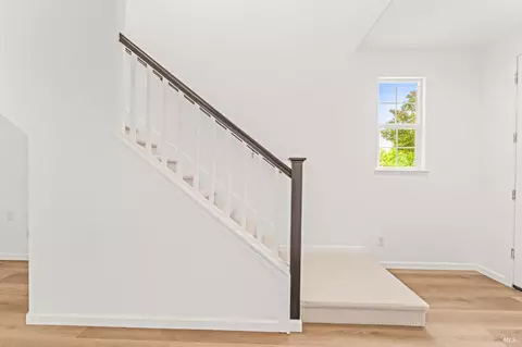 Entry Way - 8364 Bennington Ct, Vallejo, CA 94591 photo 4 of 7