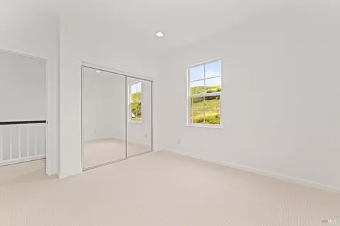 Bedroom - 8364 Bennington Ct, Vallejo, CA 94591 photo 14 of 15