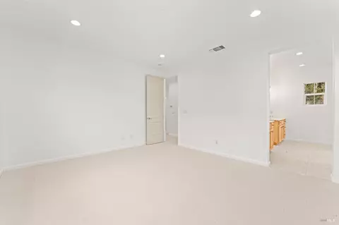 Bedroom - 8364 Bennington Ct, Vallejo, CA 94591 photo 6 of 15