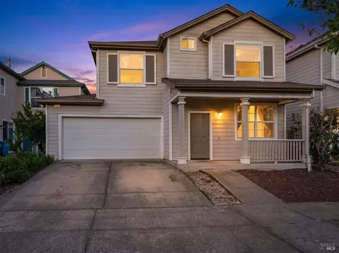 928 Langeburg St, Santa Rosa, CA 95407