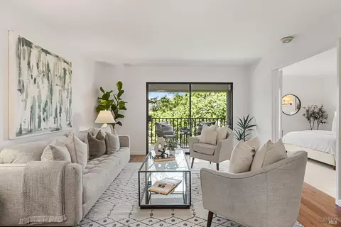 616 Via Casitas, Greenbrae, CA 94904