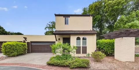 820 Adobe Dr, Santa Rosa, CA 95404