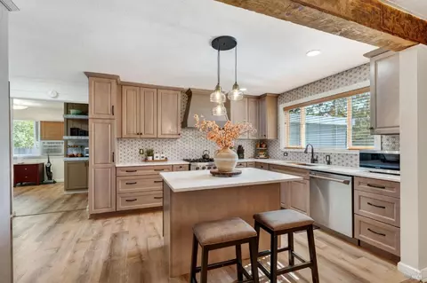 Kitchen - 1229 Magnolia St, Willits, CA 95490 photo 4 of 7
