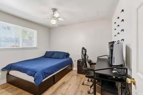 Bedroom - 1229 Magnolia St, Willits, CA 95490 photo 3 of 3