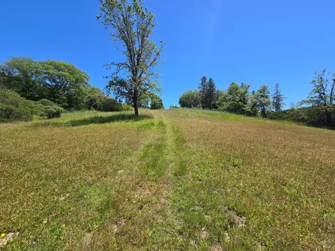 23300 Eastside Rd, Willits, CA 95490 photo 2