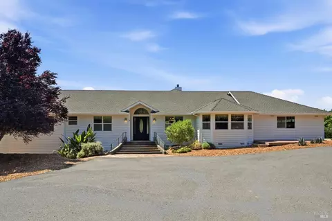 1476 High School Rd, Sebastopol, CA 95472