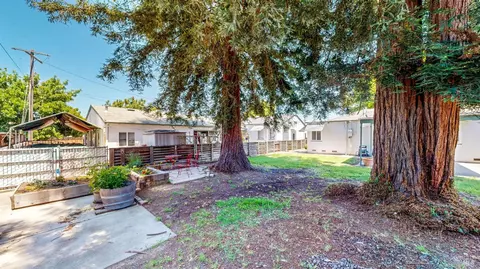 Exterior - 809 Maple Ave, Vallejo, CA 94591 photo 5 of 16