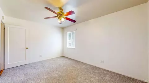 Bedroom - 809 Maple Ave, Vallejo, CA 94591 photo 10 of 11