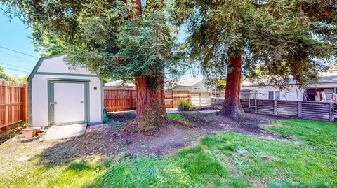 Exterior - 809 Maple Ave, Vallejo, CA 94591 photo 13 of 16