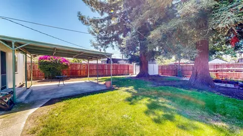 Exterior - 809 Maple Ave, Vallejo, CA 94591 photo 8 of 16