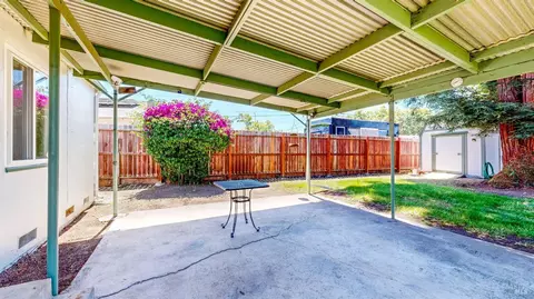 Exterior - 809 Maple Ave, Vallejo, CA 94591 photo 11 of 16