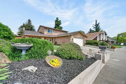 231 Panorama Dr, Benicia, CA 94510