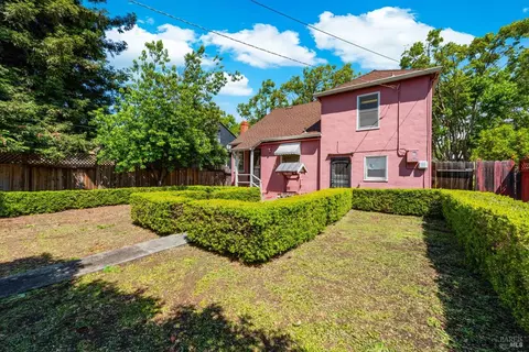 Exterior - 1939 Indiana St, Vallejo, CA 94590 photo 5 of 17