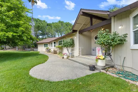 Exterior - 6772 Hillsview Dr, Vacaville, CA 95688 photo 15 of 23