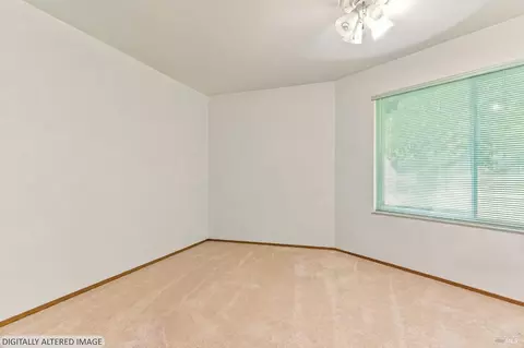 Bedroom - 6772 Hillsview Dr, Vacaville, CA 95688 photo 2 of 5