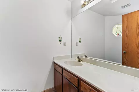Bath - 6772 Hillsview Dr, Vacaville, CA 95688 photo 1 of 2