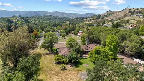 View/Area - 6772 Hillsview Dr, Vacaville, CA 95688 photo 2 of 5