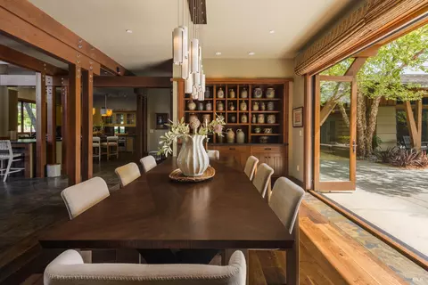 Dining - 437 W Dry Creek Rd, Healdsburg, CA 95448 photo 3 of 5