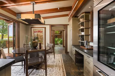 Dining - 437 W Dry Creek Rd, Healdsburg, CA 95448 photo 4 of 5
