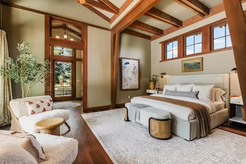 Bedroom - 437 W Dry Creek Rd, Healdsburg, CA 95448 photo 1 of 10