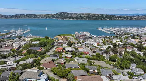 View/Area - 22 Filbert Ave, Sausalito, CA 94965 photo 1 of 8