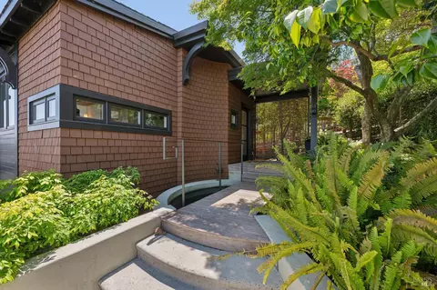 Exterior - 22 Filbert Ave, Sausalito, CA 94965 photo 6 of 16