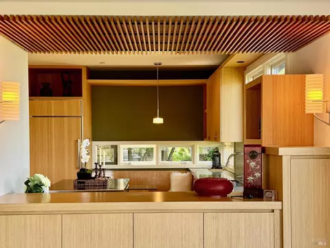 Kitchen - 22 Filbert Ave, Sausalito, CA 94965 photo 8 of 8