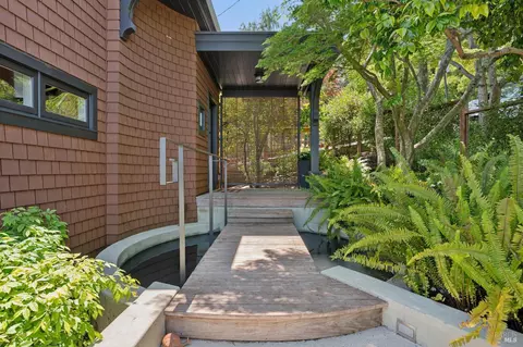 Exterior - 22 Filbert Ave, Sausalito, CA 94965 photo 7 of 16