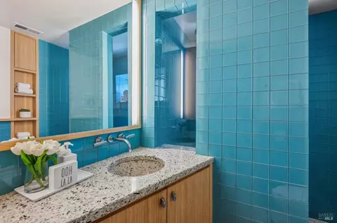 Bath - 22 Filbert Ave, Sausalito, CA 94965 photo 1 of 7