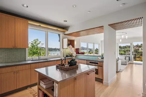 Kitchen - 22 Filbert Ave, Sausalito, CA 94965 photo 1 of 8