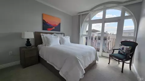 588 Main St #306, Napa, CA 94559