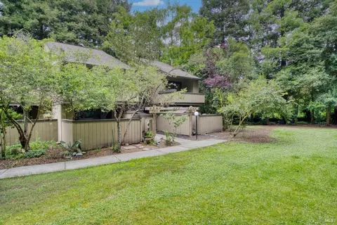 51 Creek Ct, Cotati, CA 94931
